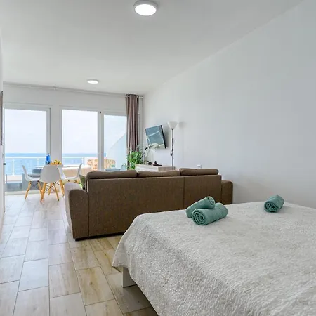 Homeforguest The Cliff House Gran Canaria With Sea Views Casa vacanze