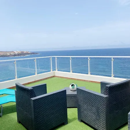 Homeforguest The Cliff House Gran Canaria With Sea Views Casa vacanze